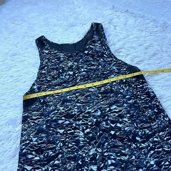 Lululemon Sculpt Tank - Picture 2 of 3